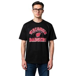 Wisconsin Badgers T Shirt Black Mens XL NCAA College Football Gameday Tee